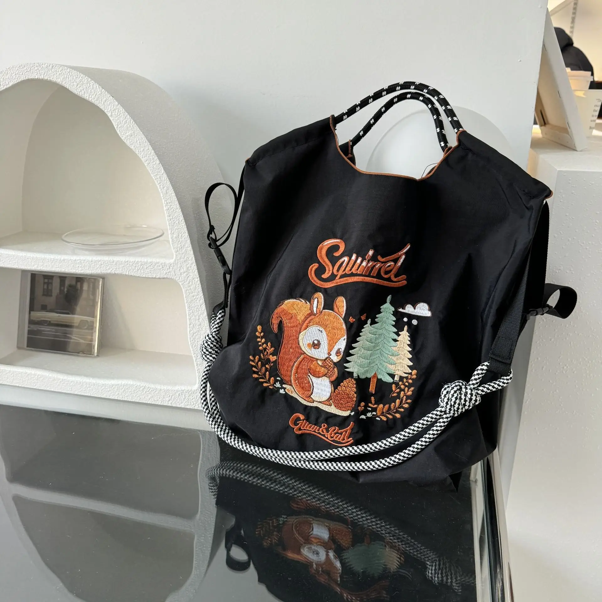 Spring Squirrel Cartoon Tote Bag Large Capacity Crossbody — feature 12