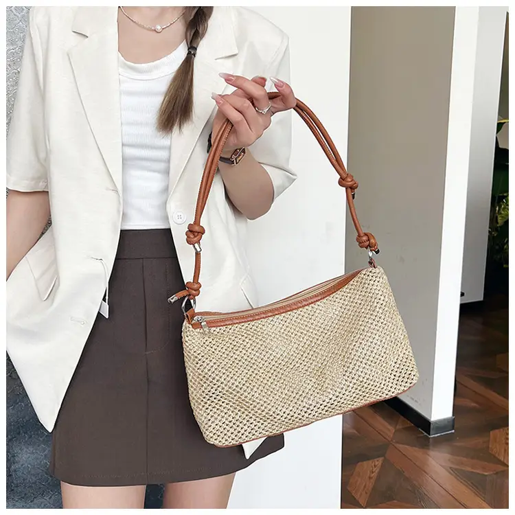 Retro Straw Tote Bag with Black Leather Strap — feature 13