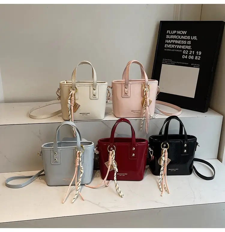 Red Crossbody Bag for Women 2025 Fashion — feature 1