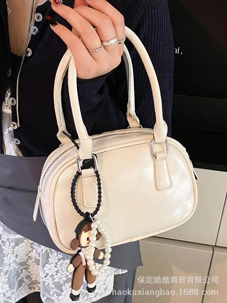 Silver High-End Satchel Bag for Women - Image 9