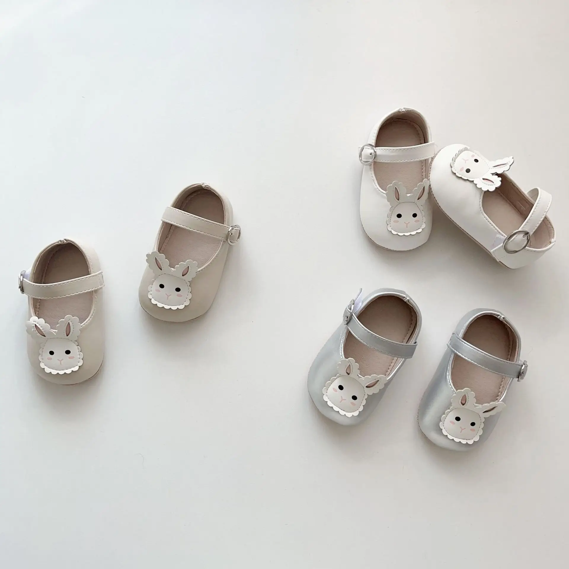 Cute Bunny Embroidered Baby Shoes Beige — feature 1