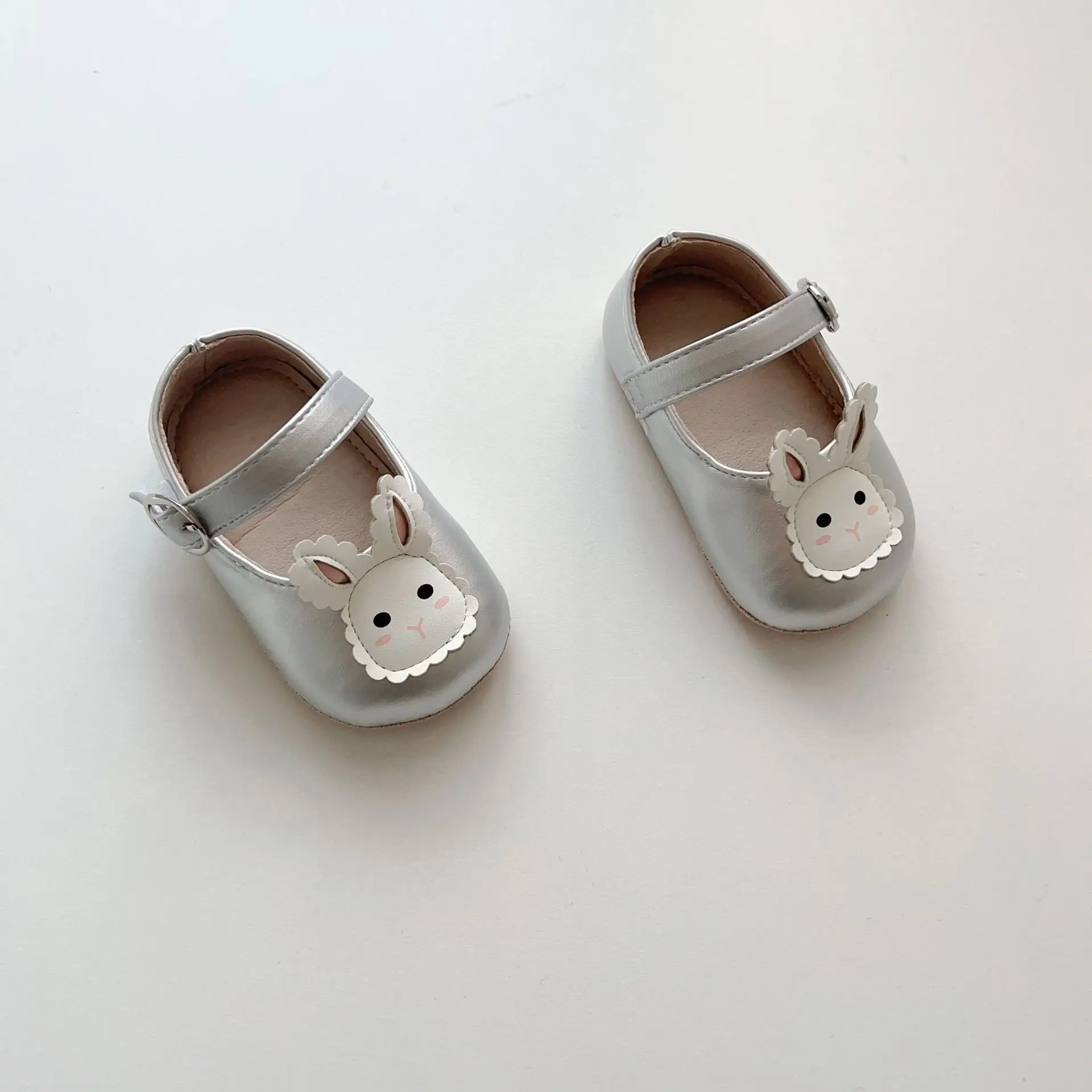 Cute Bunny Embroidered Baby Shoes Beige — feature 8