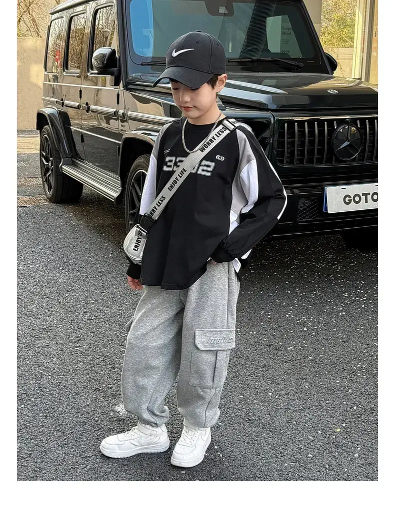 Panda Yuanyuan 2025 Kids Contrast T-Shirt Black White — feature 29