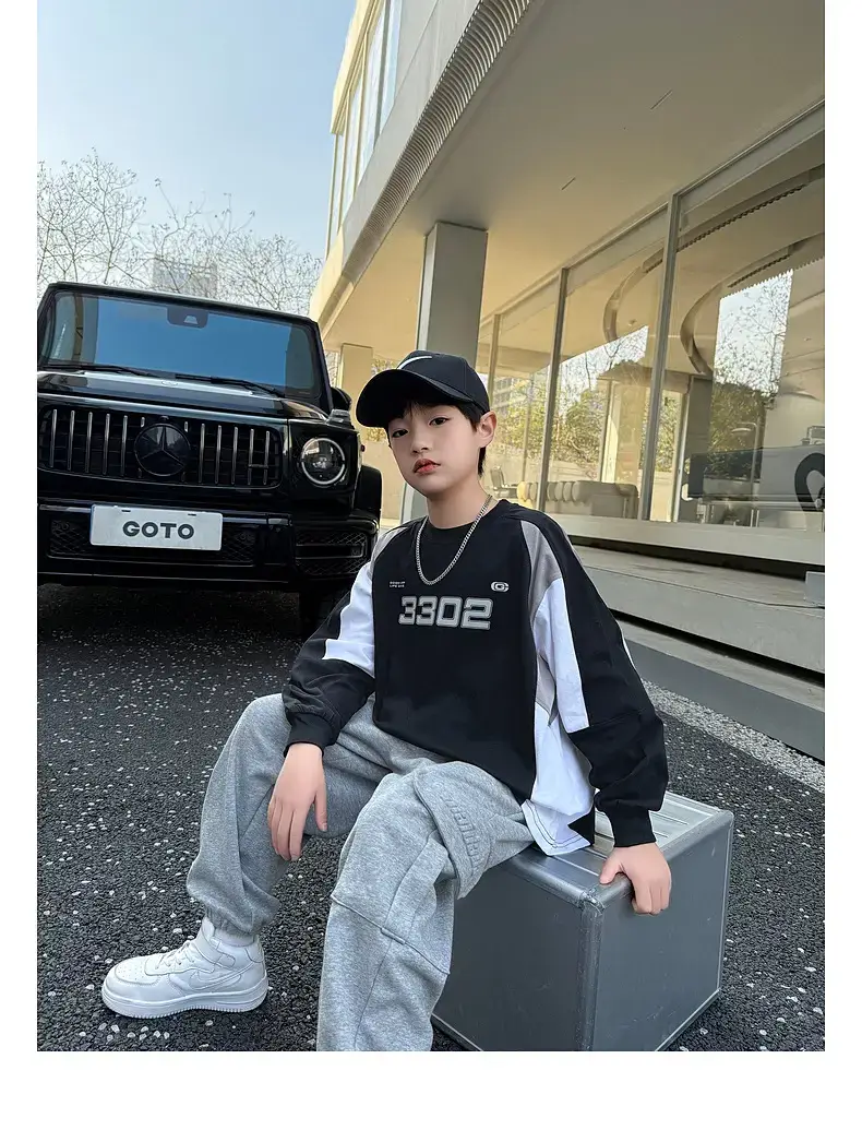 Panda Yuanyuan 2025 Kids Contrast T-Shirt Black White — feature 31