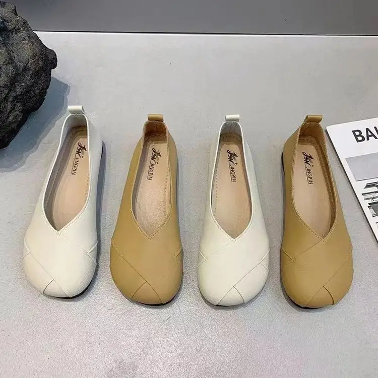 Women's French Retro Flat Shoes White Beige Skirt Bean — feature 2