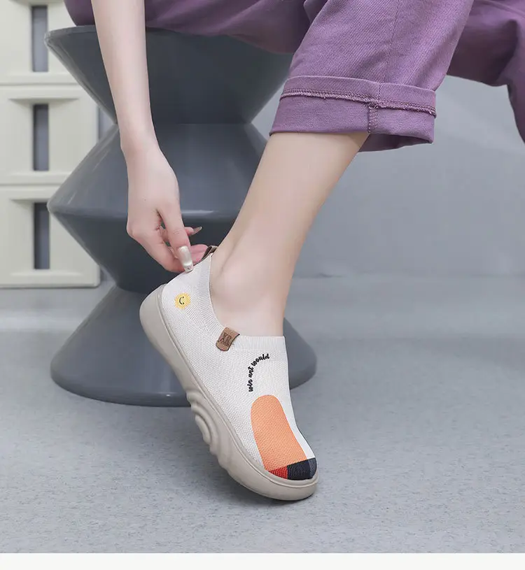 Spring and Autumn New Women's Old Beijing Cloth Shoes Fashionable Painted Casual Shoes Soft Sole Soft Surface Flying Woven Thick Sole Slip-on Shoes — feature 18