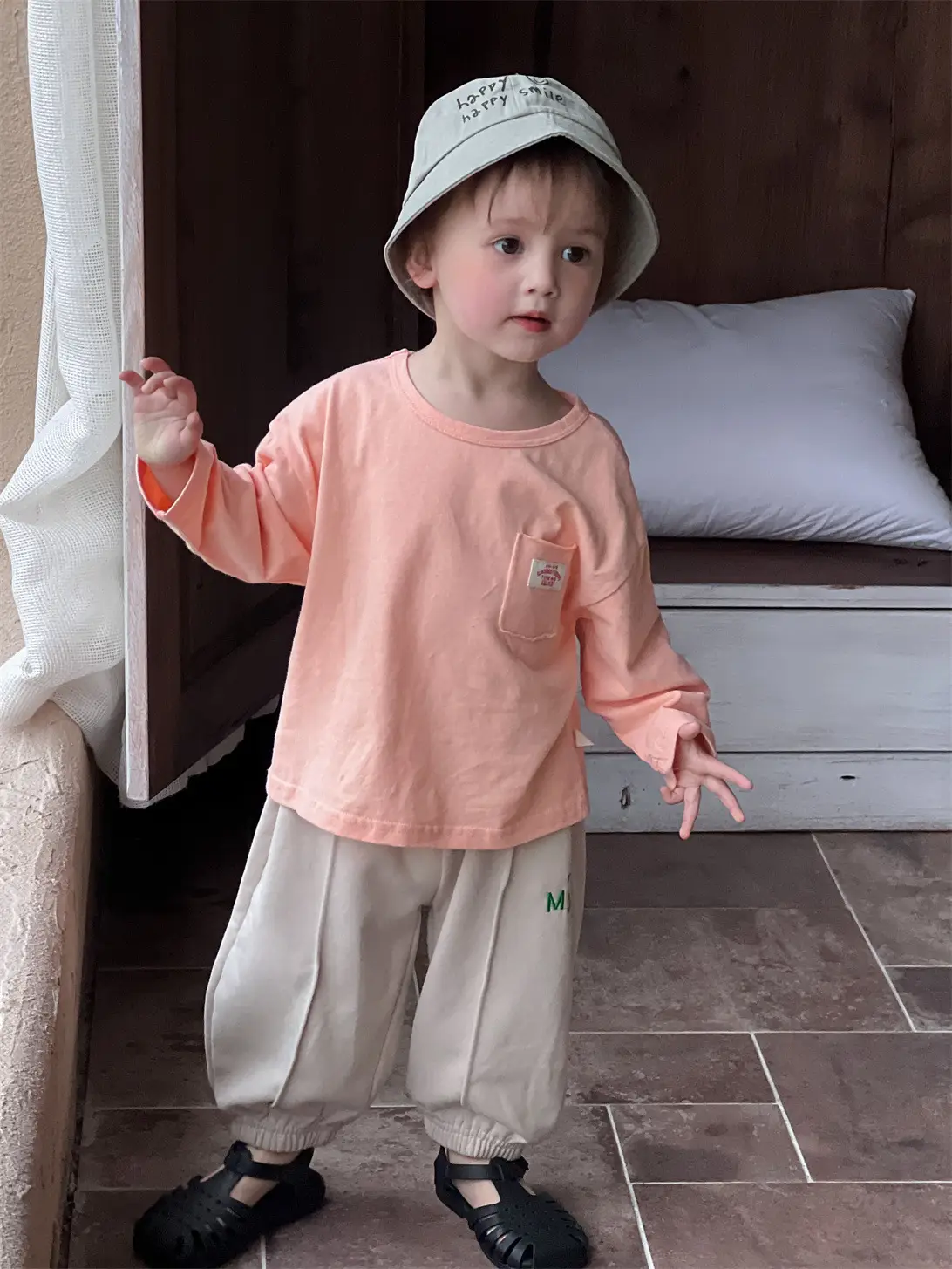 Kids Korean Style Autum T-Shirt & Pants Set