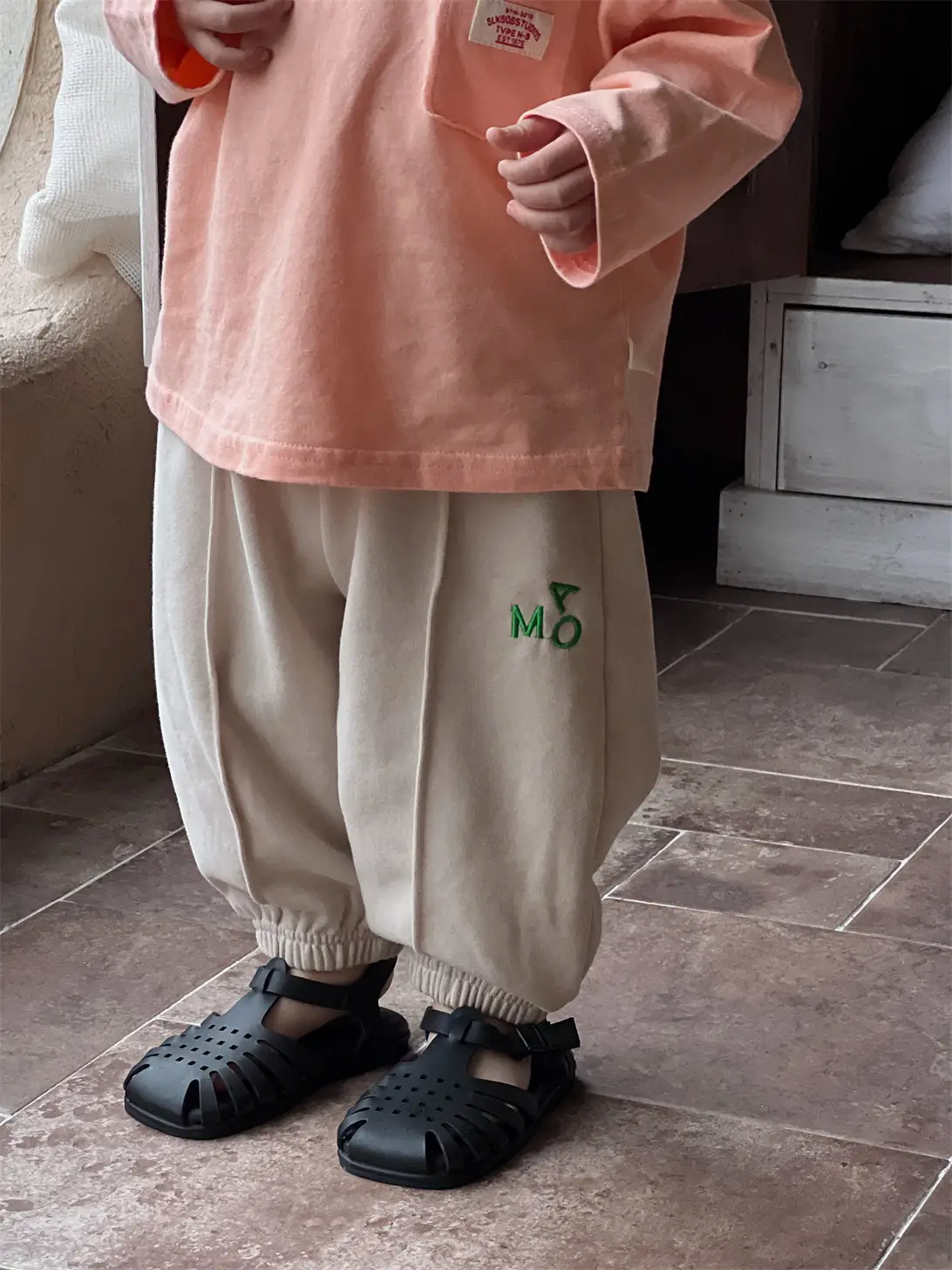 Kids Korean Style Autum T-Shirt & Pants Set