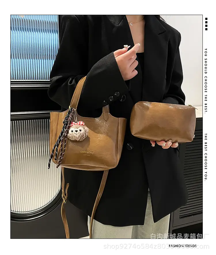 Women Brown Textured Shoulder Crossbody Bag 2026 — feature 1