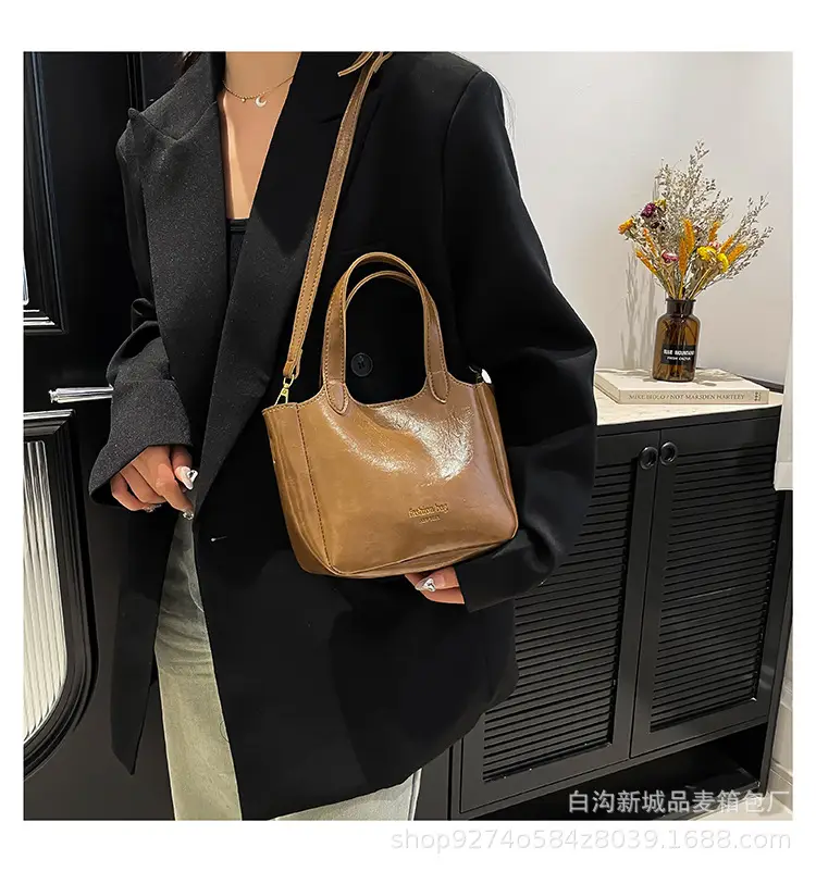Women Brown Textured Shoulder Crossbody Bag 2026 — feature 11