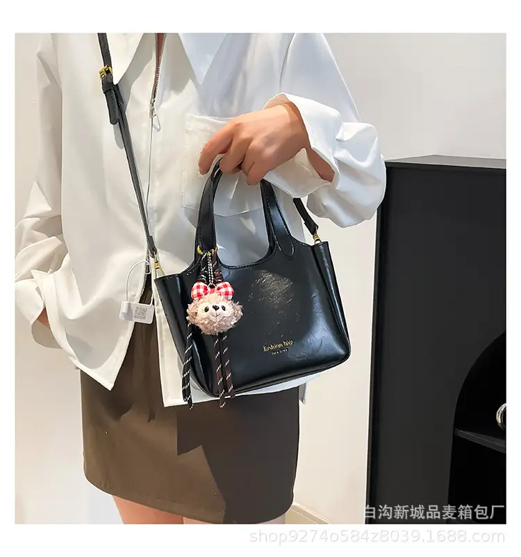 Women Brown Textured Shoulder Crossbody Bag 2026 — feature 14