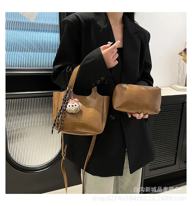 Women Brown Textured Shoulder Crossbody Bag 2026 — feature 9