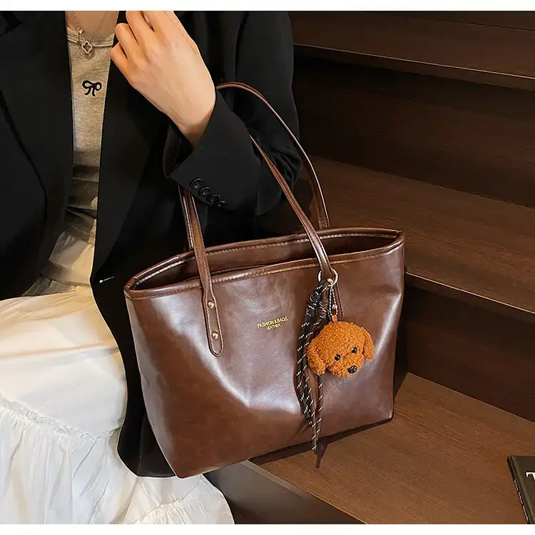 Vintage Brown Leather Tote Bag for Women 2025 — feature 19