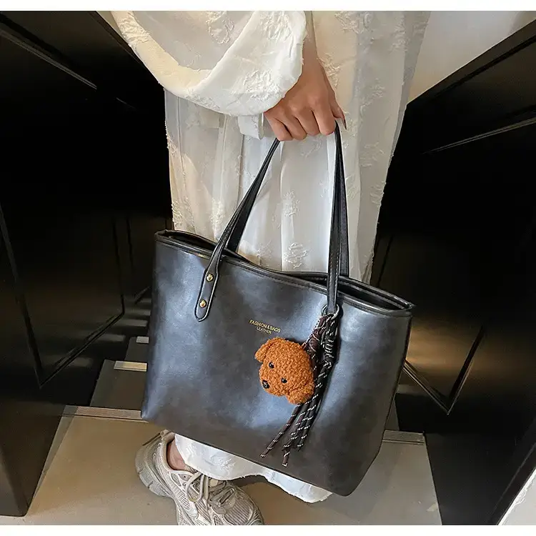 Vintage Brown Leather Tote Bag for Women 2025 — feature 28