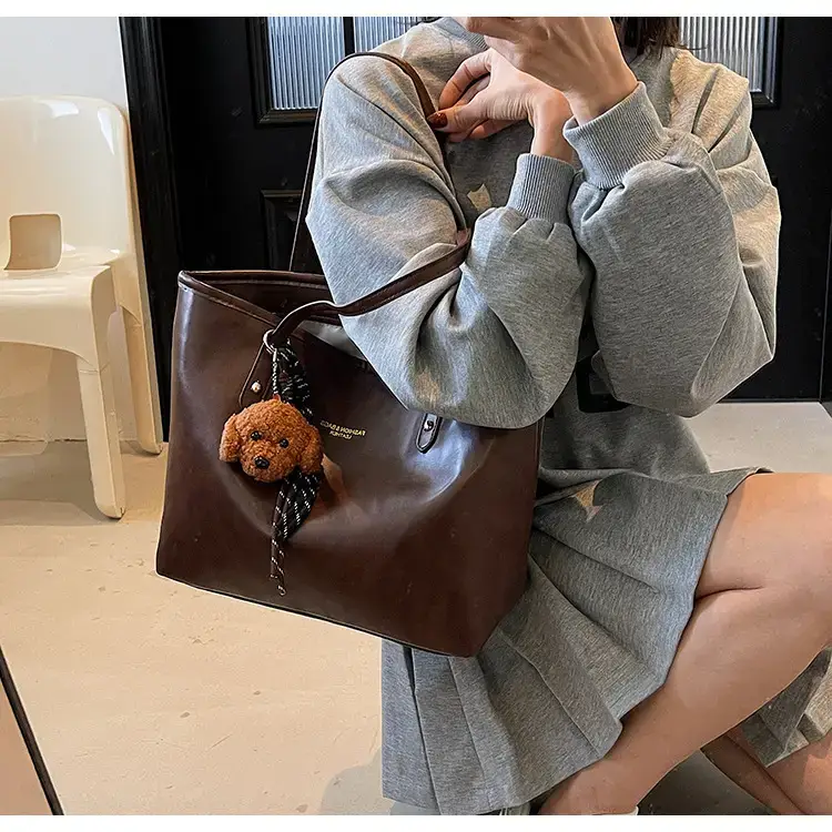 Vintage Brown Leather Tote Bag for Women 2025 — feature 35