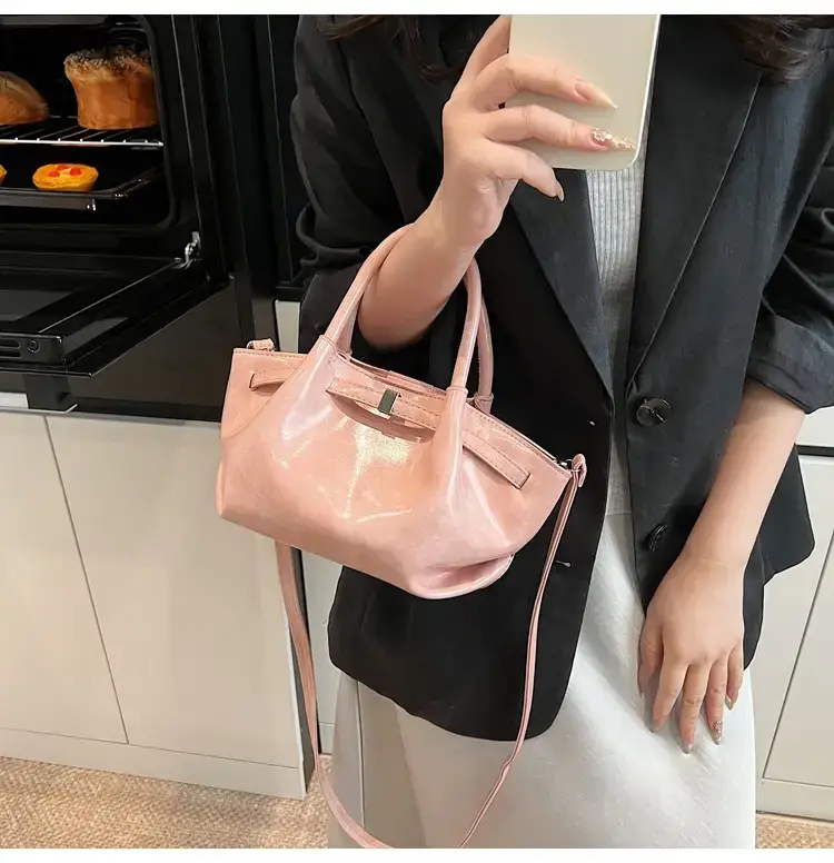 Pink Velvet Shoulder Bag for Women 2025 New Commuter — feature 21