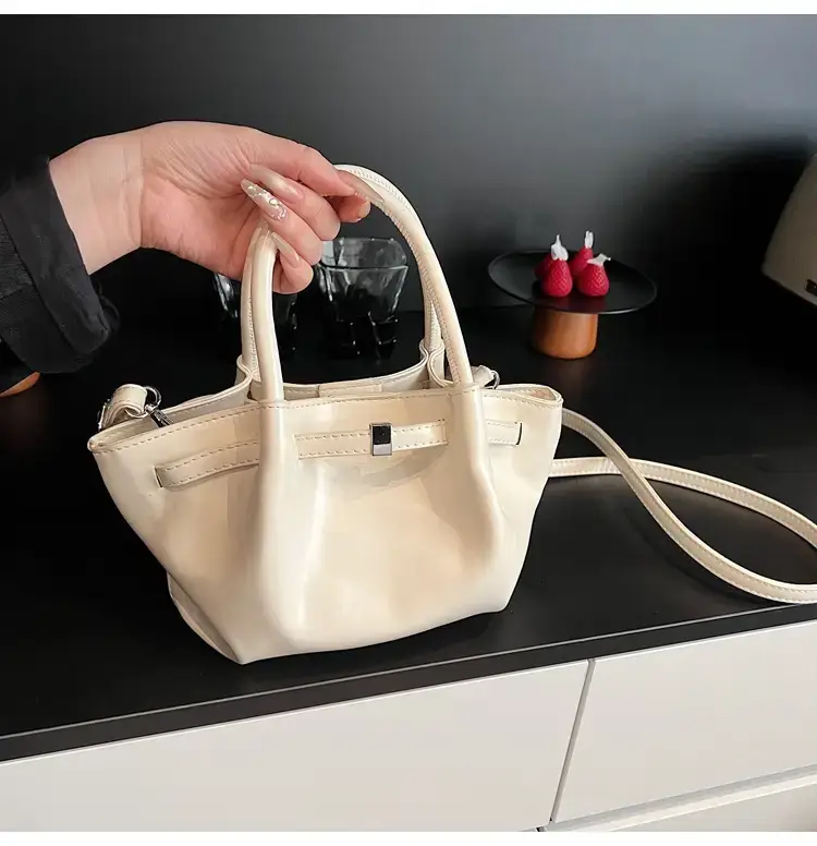 Pink Velvet Shoulder Bag for Women 2025 New Commuter — feature 26