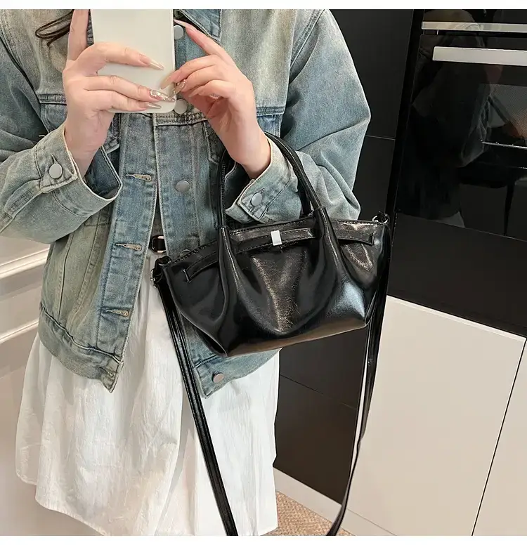 Pink Velvet Shoulder Bag for Women 2025 New Commuter — feature 31