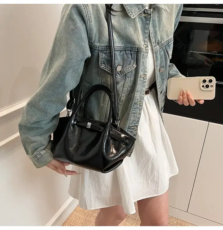Pink Velvet Shoulder Bag for Women 2025 New Commuter — feature 32