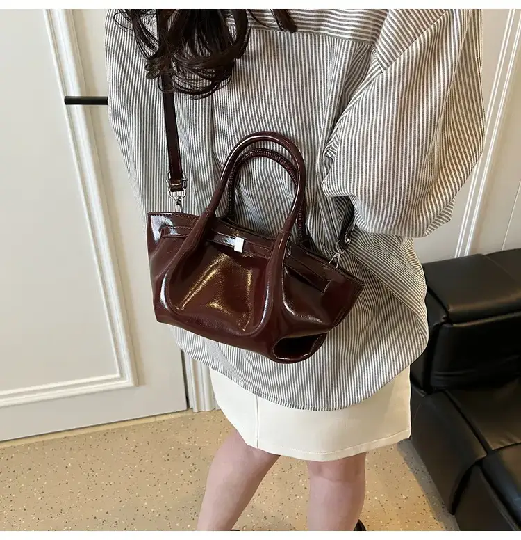 Pink Velvet Shoulder Bag for Women 2025 New Commuter — feature 40