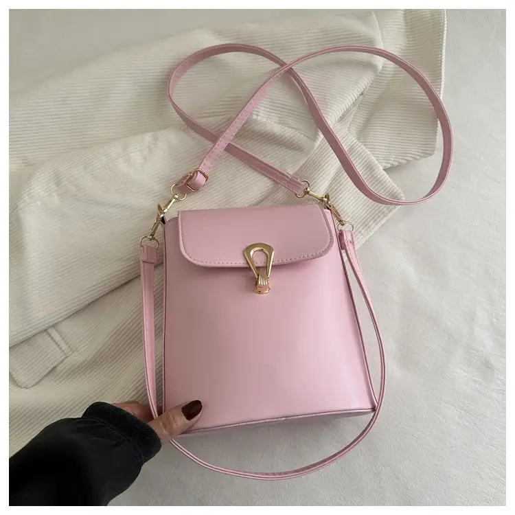 Pink Vintage Crossbody Bag for Women 2026 — feature 15