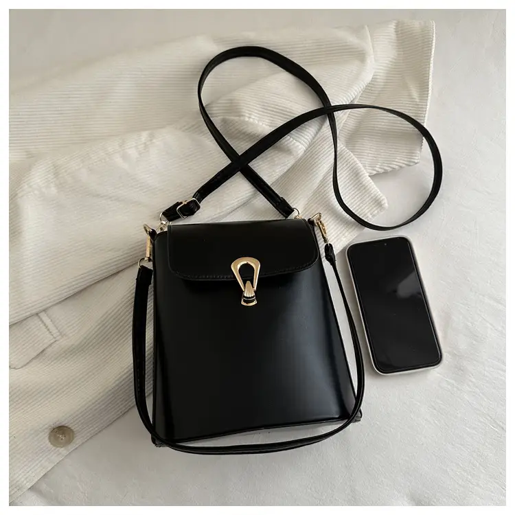 Pink Vintage Crossbody Bag for Women 2026 — feature 18