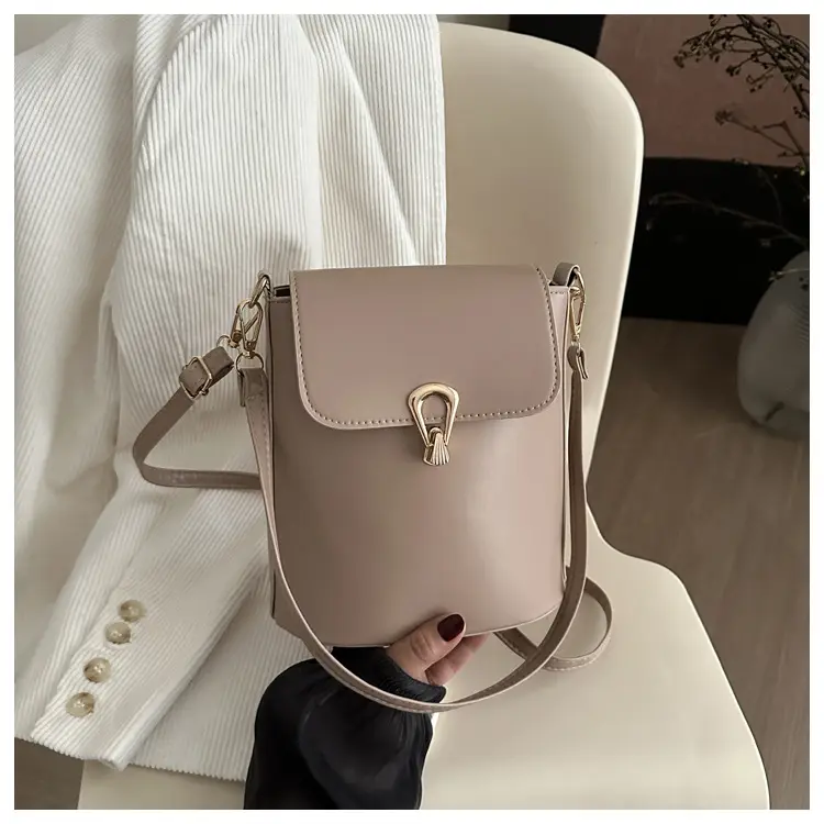 Pink Vintage Crossbody Bag for Women 2026 — feature 22