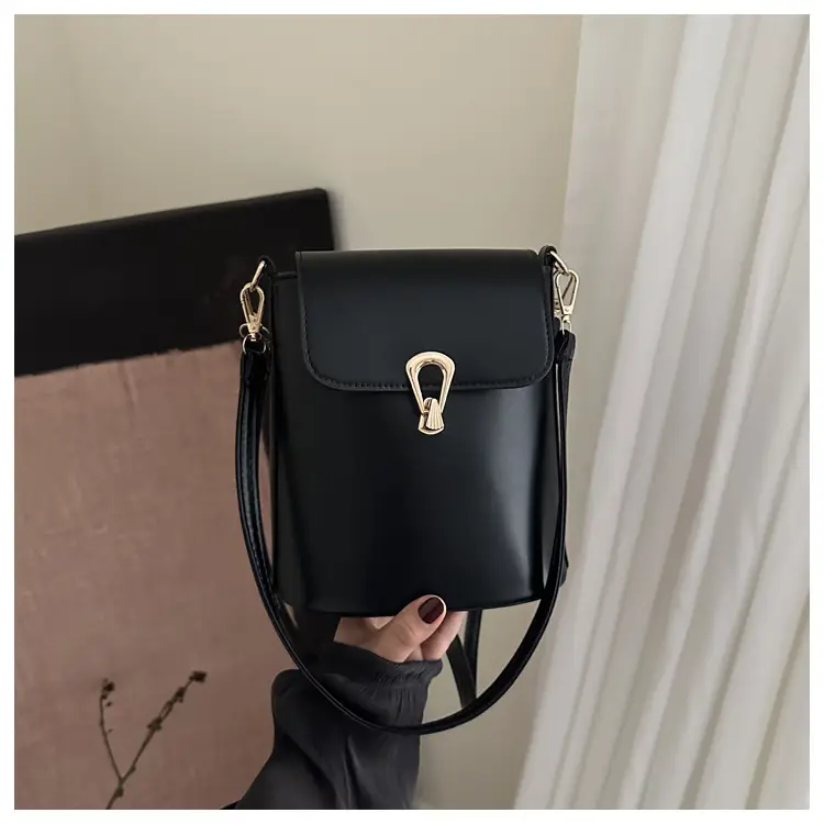 Pink Vintage Crossbody Bag for Women 2026 — feature 28