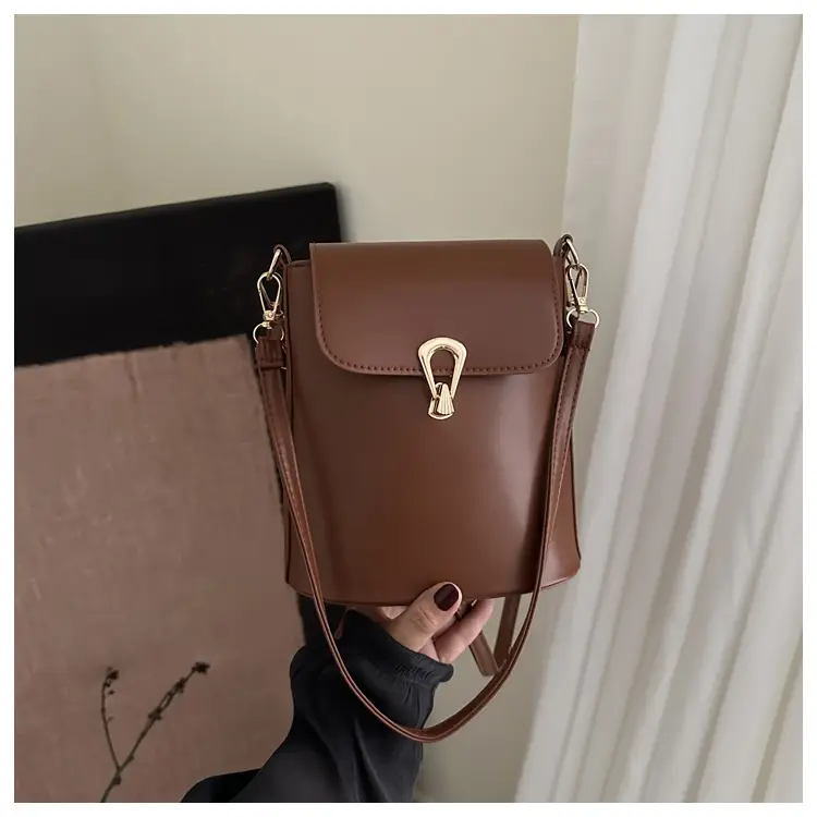 Pink Vintage Crossbody Bag for Women 2026 — feature 29