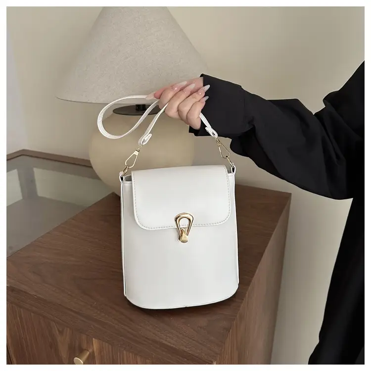 Pink Vintage Crossbody Bag for Women 2026 — feature 43