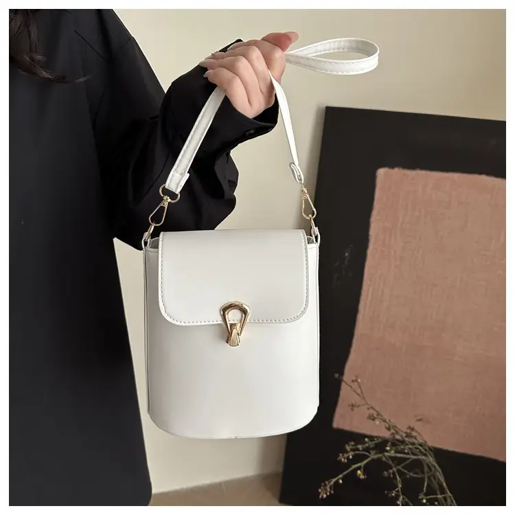 Pink Vintage Crossbody Bag for Women 2026 — feature 44