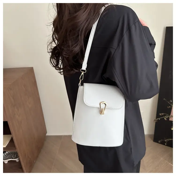 Pink Vintage Crossbody Bag for Women 2026 — feature 45