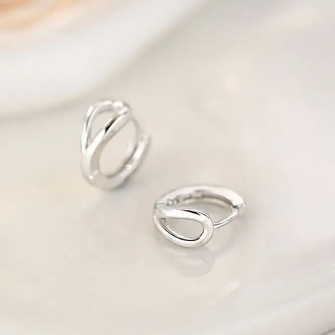 2024 New Fashion Simple Circle Ear Buckle Earrings Gold Silver - Image 6