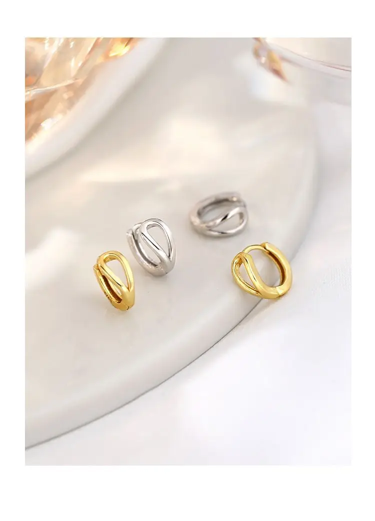 2024 New Fashion Simple Circle Ear Buckle Earrings Gold Silver — feature 3