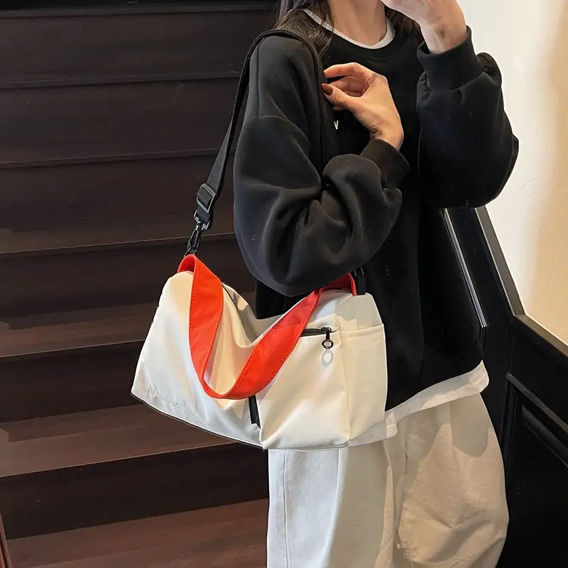 Women's Japanese Ins Sports Bag Large Capacity Travel Bag - Image 4