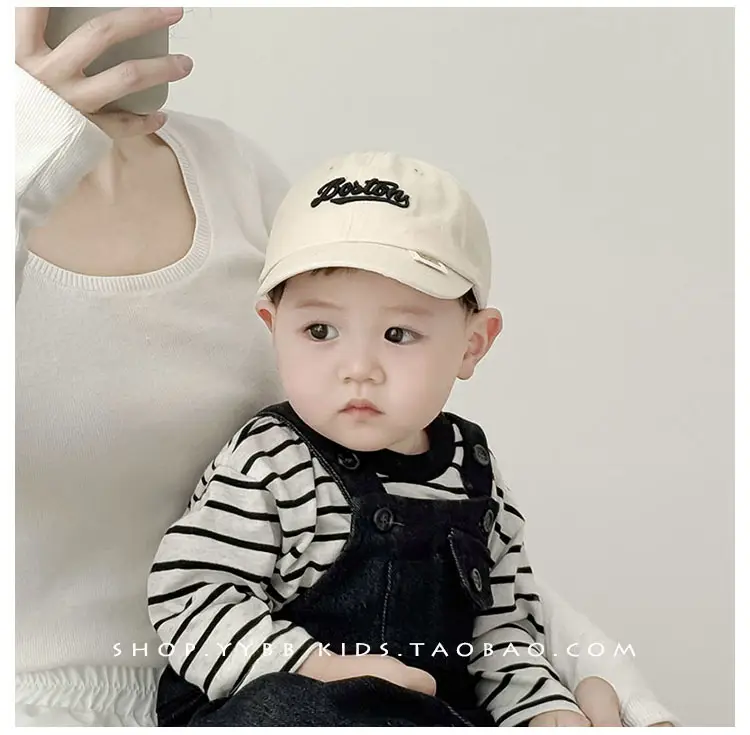 Kids Bamber Brim Cap Black Beige Embroidered "Buster" — feature 2