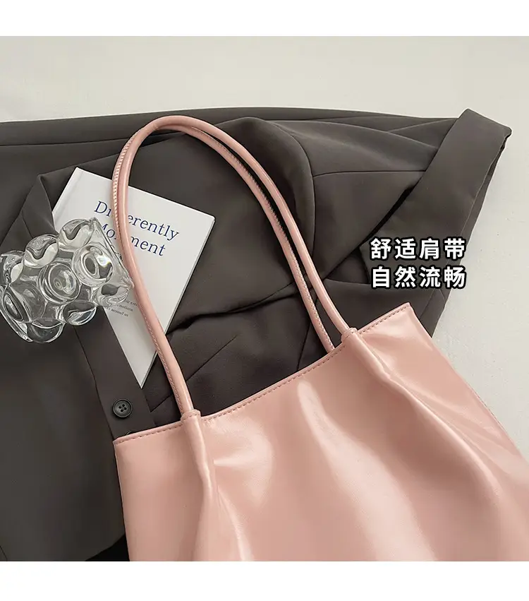 White Leather Shoulder Bag for Women Large Capacity — feature 4