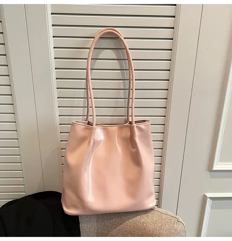 White Leather Shoulder Bag for Women Large Capacity - Image 6