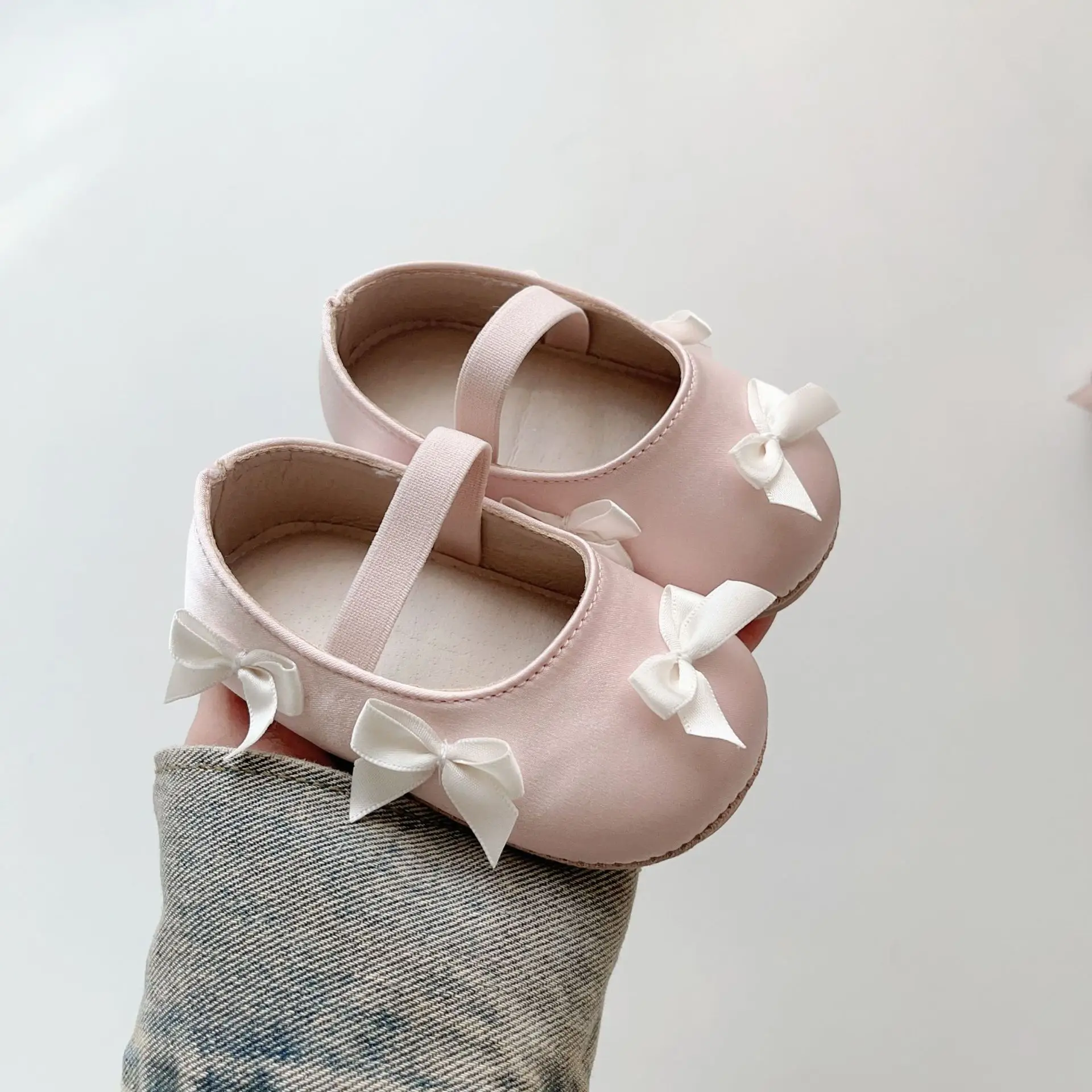 Silver Bow Toddler Shoes for Small Kids — feature 12