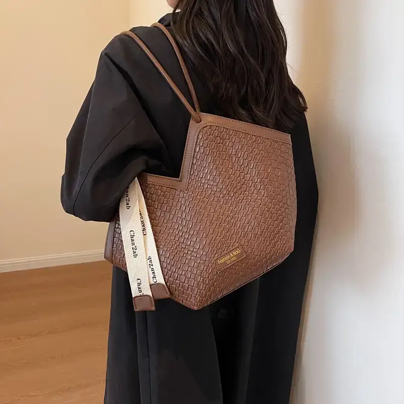 Women's Large Brown Croc Tote Bag 2023 - Image 5