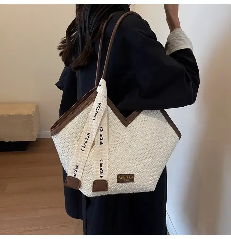Women's Large Brown Croc Tote Bag 2023 — feature 23