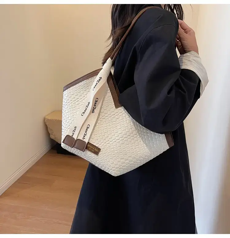 Women's Large Brown Croc Tote Bag 2023 — feature 27
