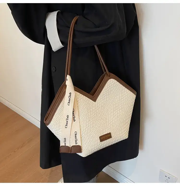 Women's Large Brown Croc Tote Bag 2023 — feature 33