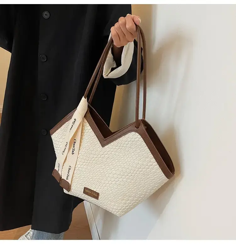 Women's Large Brown Croc Tote Bag 2023 — feature 35