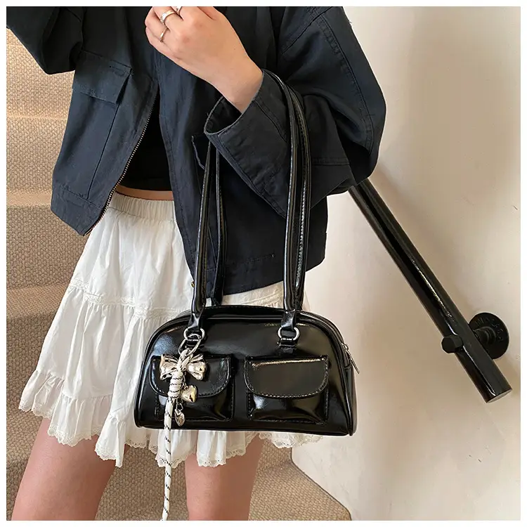Silver Shoulder Bag for Women Large Capacity 2025 — feature 7