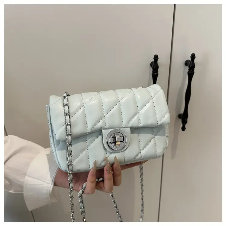 White Quilted Chain Shoulder Bag for Women — feature 21