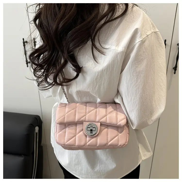 White Quilted Chain Shoulder Bag for Women — feature 32