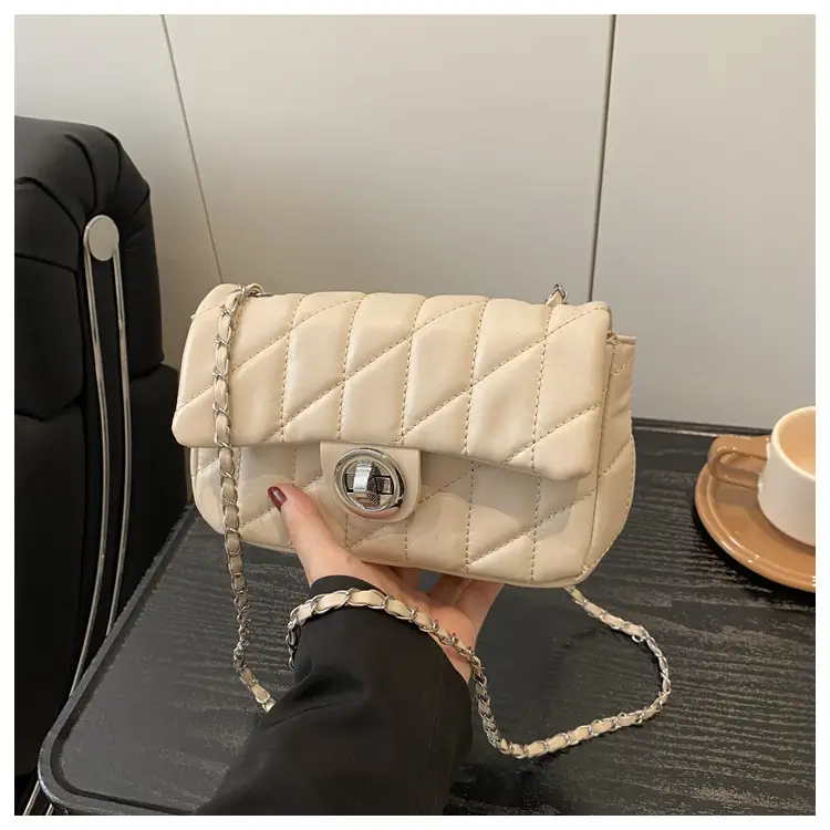 White Quilted Chain Shoulder Bag for Women - Image 5