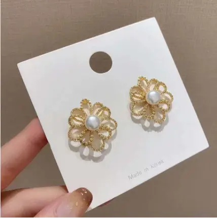 S925 Gold Heart Diamond Earrings for Women - Image 14