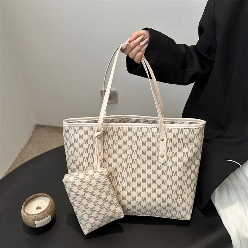 Plaid Pattern Large Capacity Women's Tote Bag - Image 5